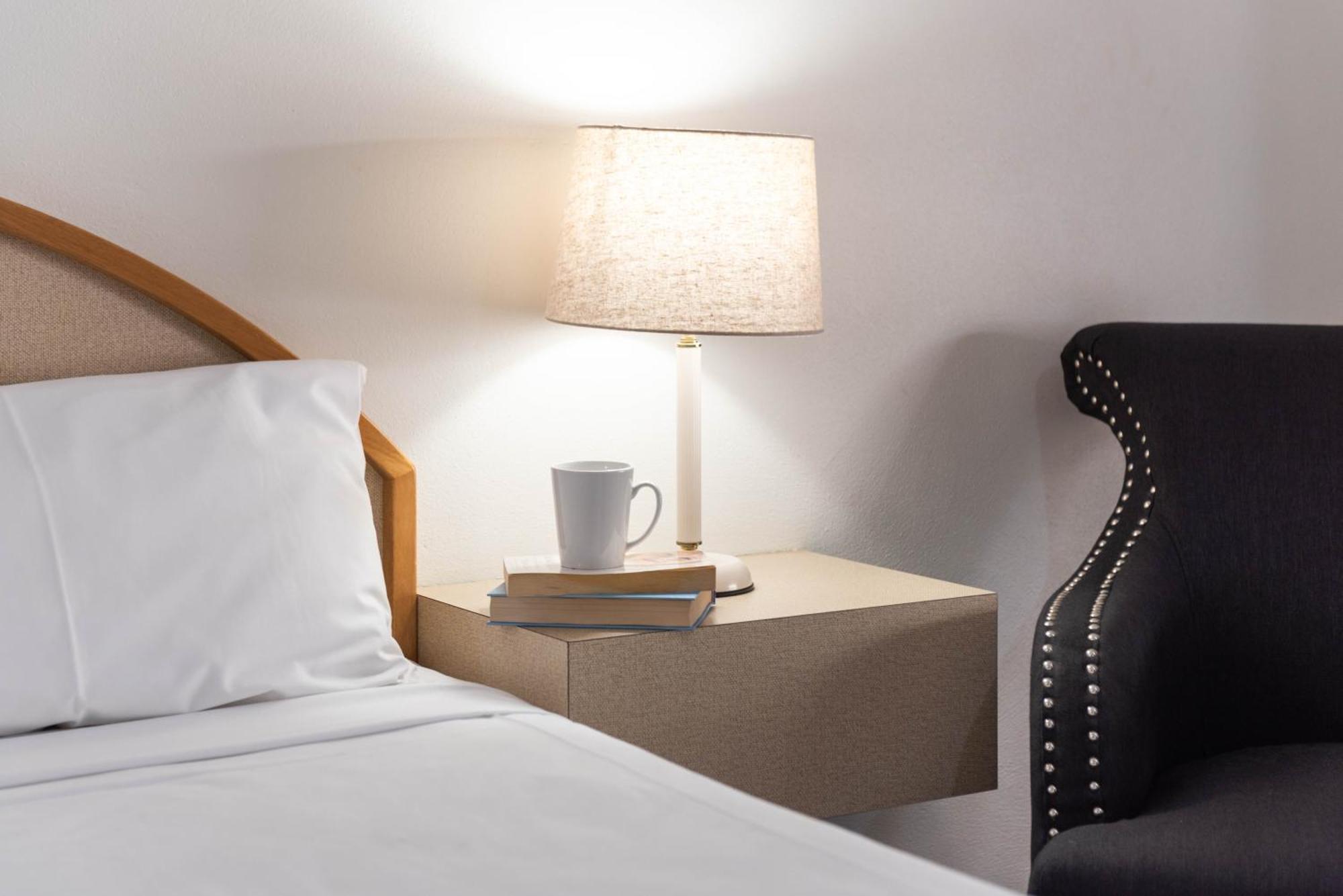 Longreach Motor Inn Экстерьер фото
