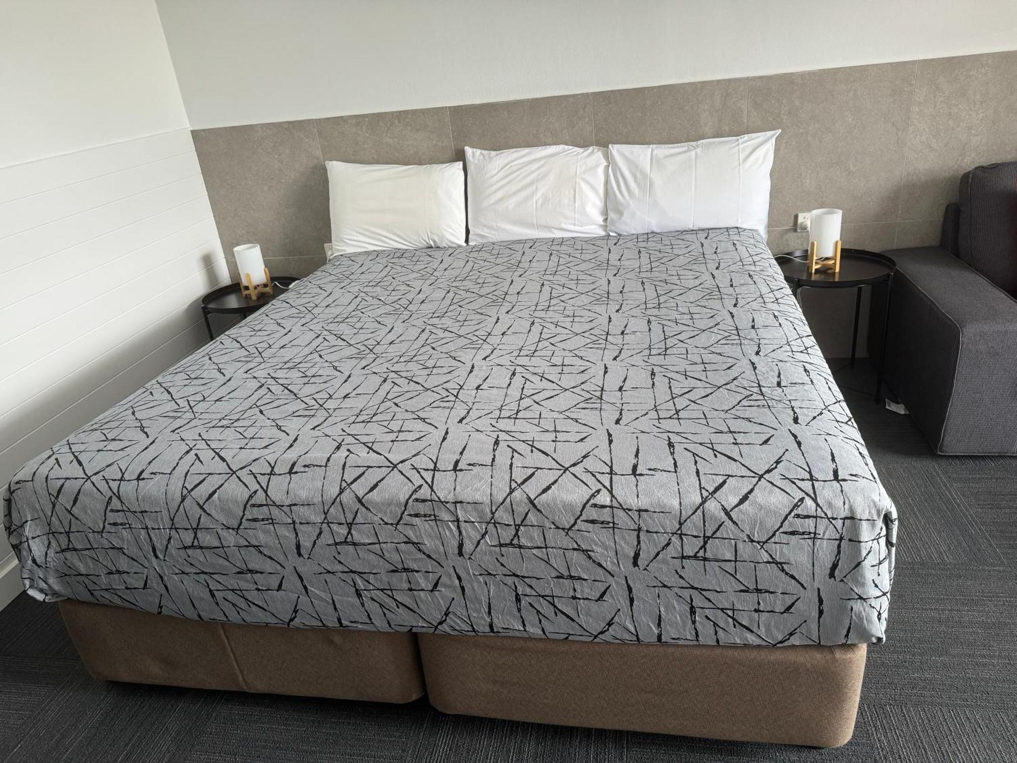 Longreach Motor Inn Экстерьер фото